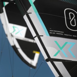 CORE XR8 Kite 10.0 Black
